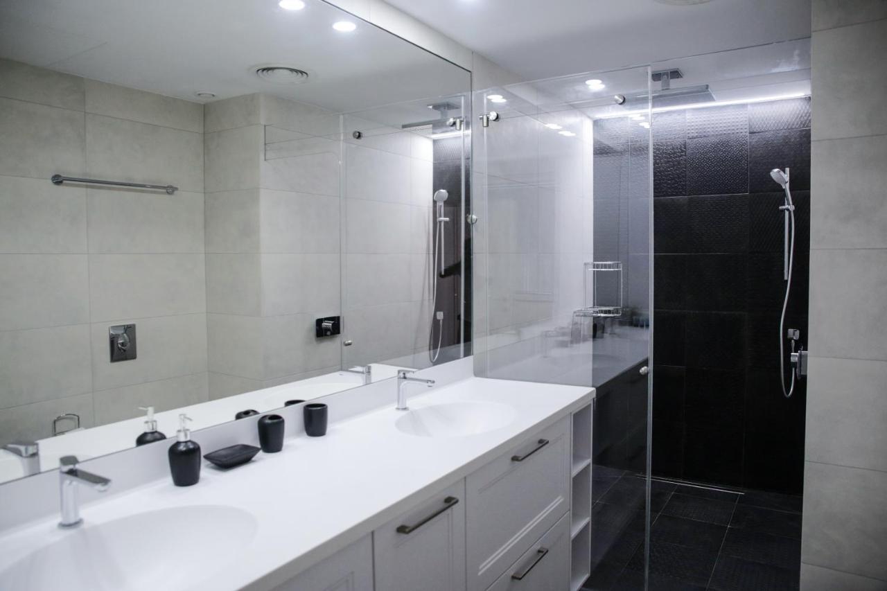 Yalarent Midtown Towers Tlv Apartment Tel Aviv Exterior photo