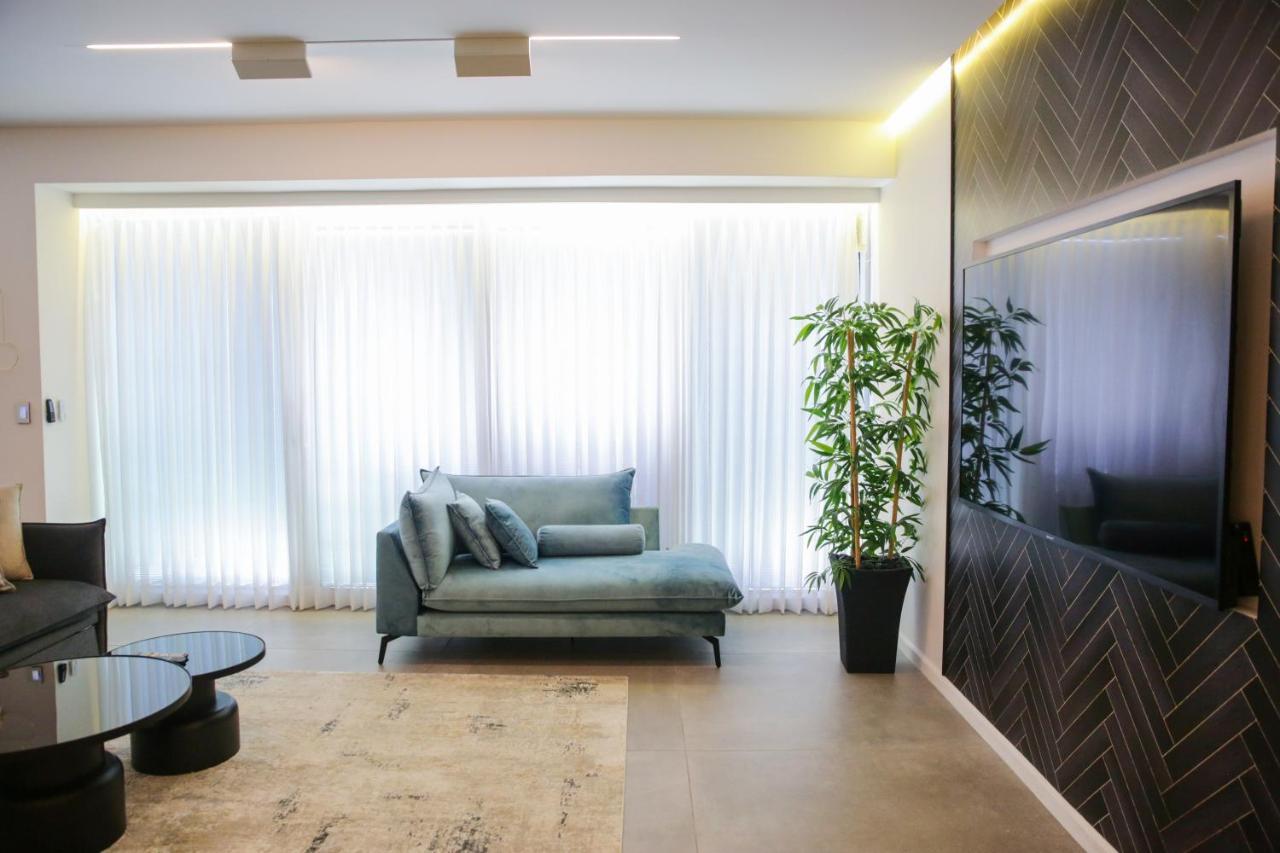 Yalarent Midtown Towers Tlv Apartment Tel Aviv Exterior photo