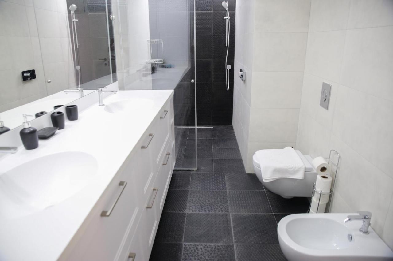 Yalarent Midtown Towers Tlv Apartment Tel Aviv Exterior photo