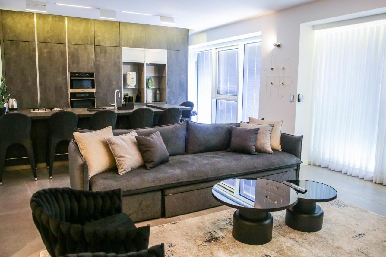 Yalarent Midtown Towers Tlv Apartment Tel Aviv Exterior photo